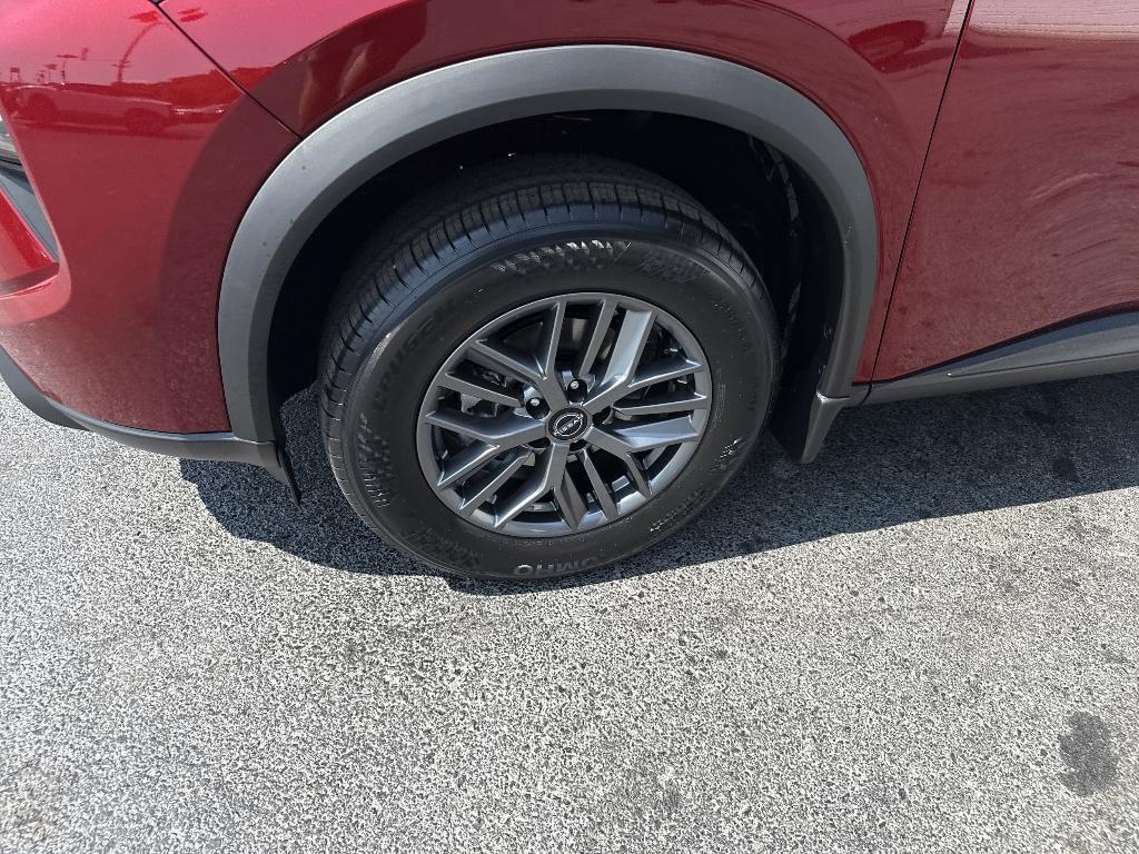 new 2025 Nissan Rogue car, priced at $29,573