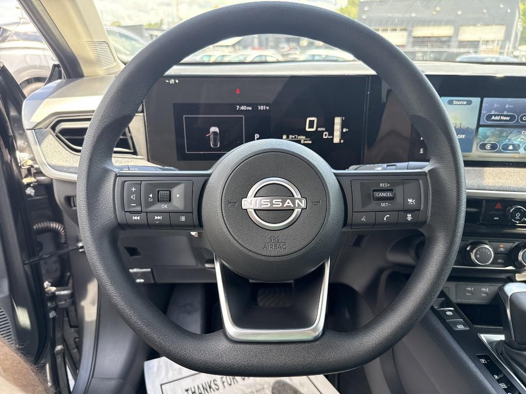 new 2025 Nissan Kicks car, priced at $24,758