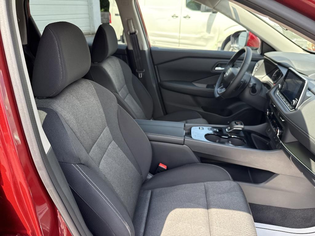 new 2025 Nissan Rogue car, priced at $30,652
