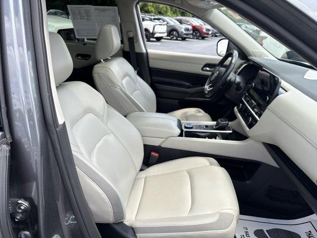 used 2023 Nissan Pathfinder car, priced at $34,988