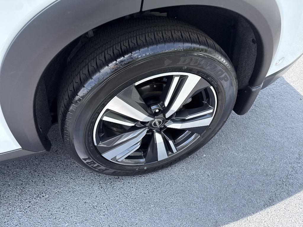 used 2024 Nissan Rogue car, priced at $41,888