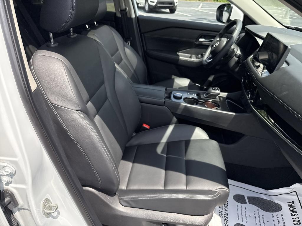 used 2024 Nissan Rogue car, priced at $41,888