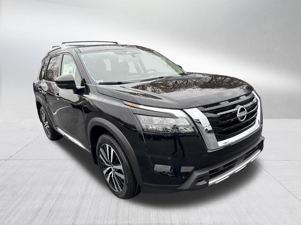 new 2025 Nissan Pathfinder car, priced at $49,224