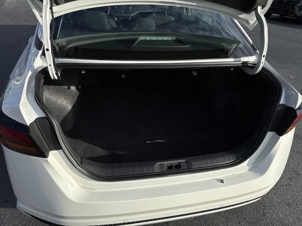 new 2025 Nissan Altima car, priced at $26,824