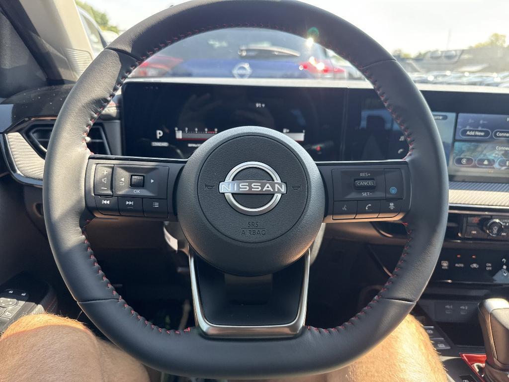 new 2025 Nissan Kicks car, priced at $25,948