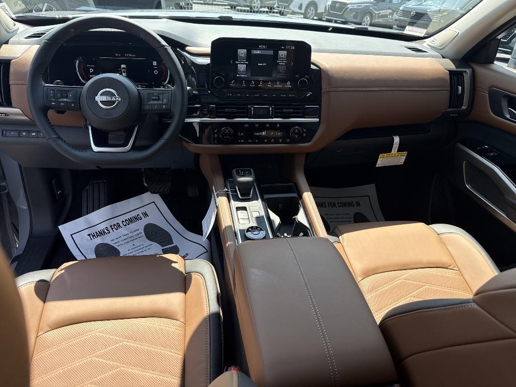 new 2025 Nissan Pathfinder car, priced at $50,302