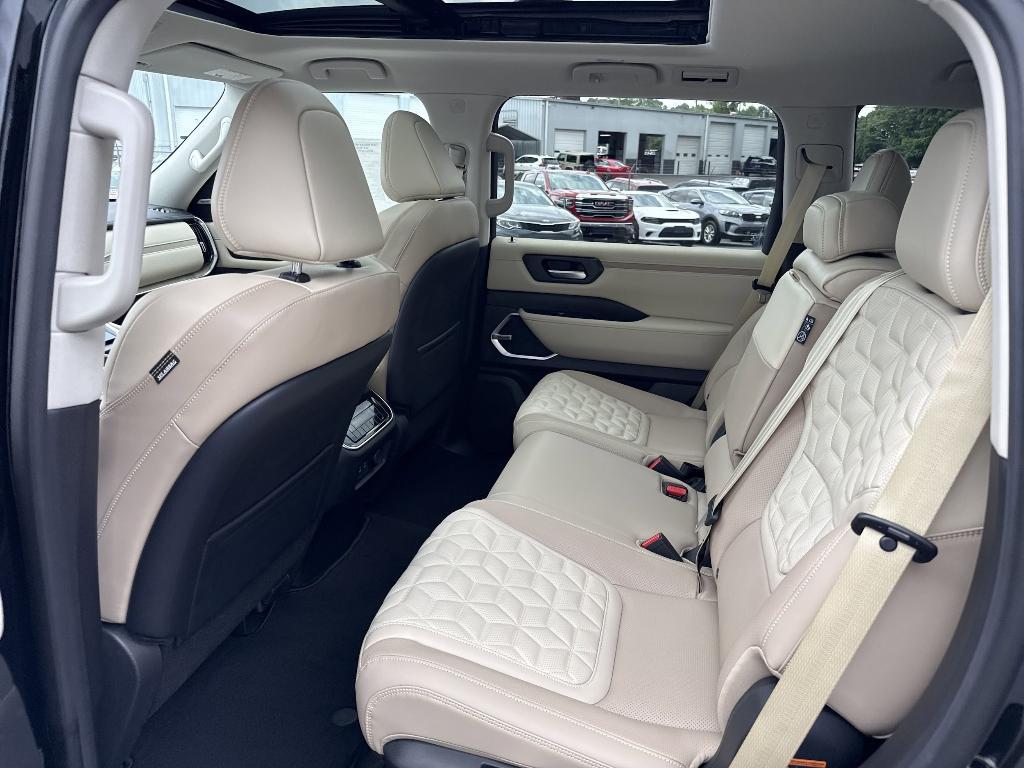 new 2025 Nissan Armada car, priced at $72,150