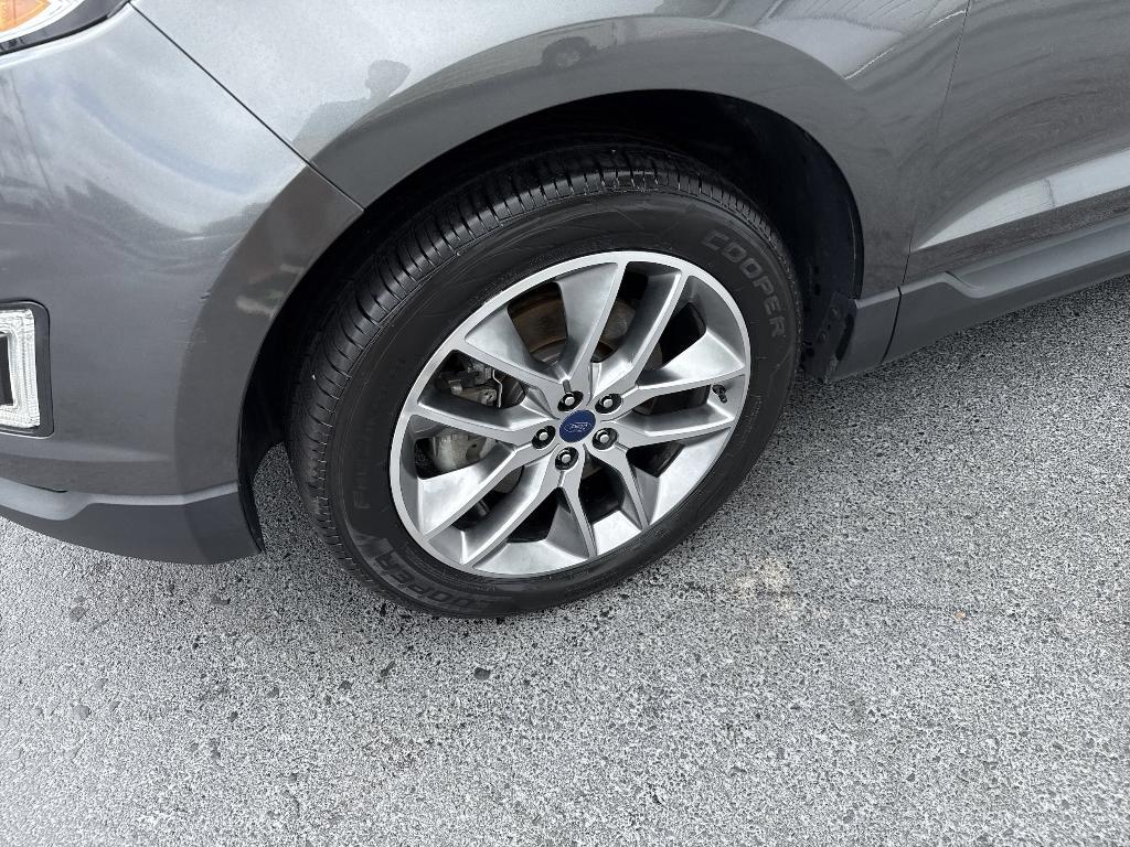 used 2017 Ford Edge car, priced at $13,995