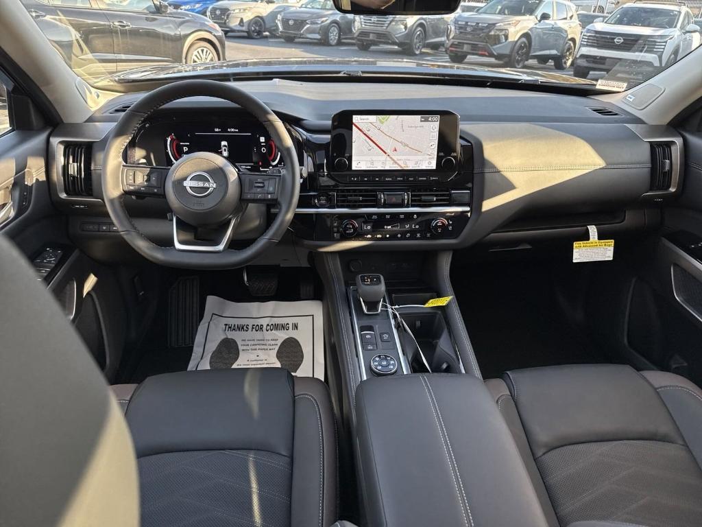 new 2025 Nissan Pathfinder car, priced at $49,633