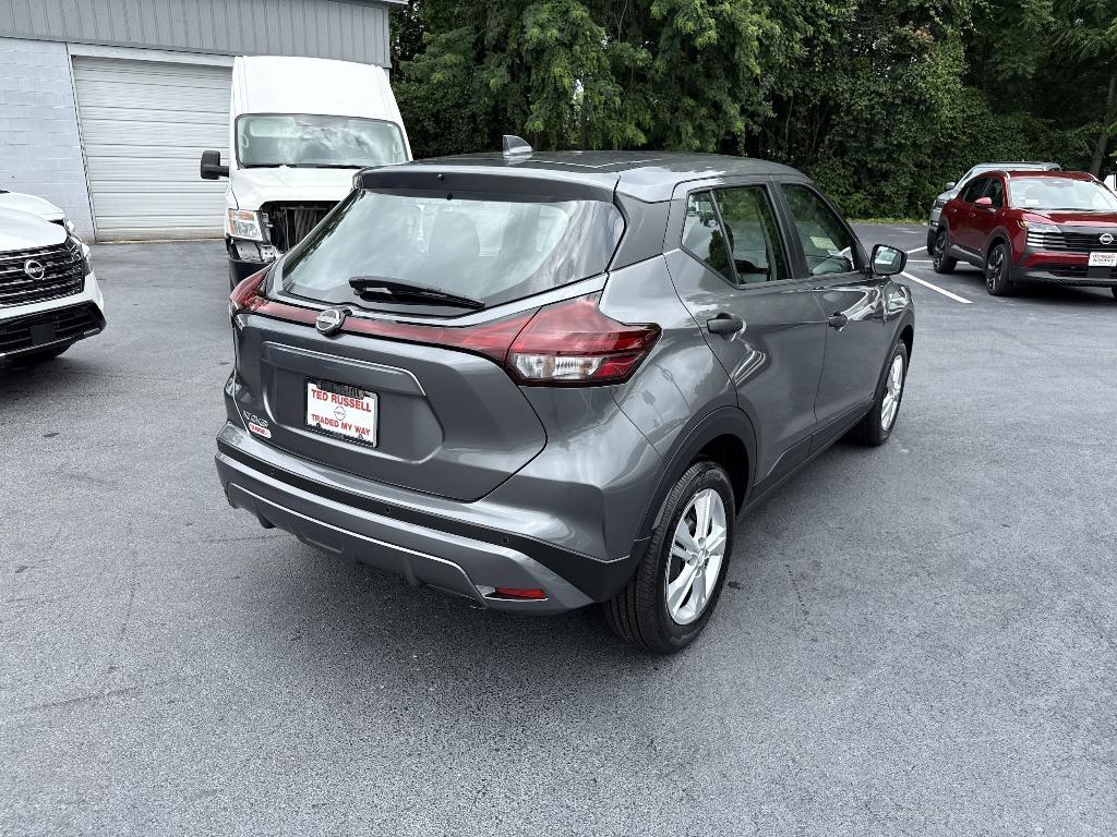 new 2025 Nissan Kicks Play car, priced at $22,348