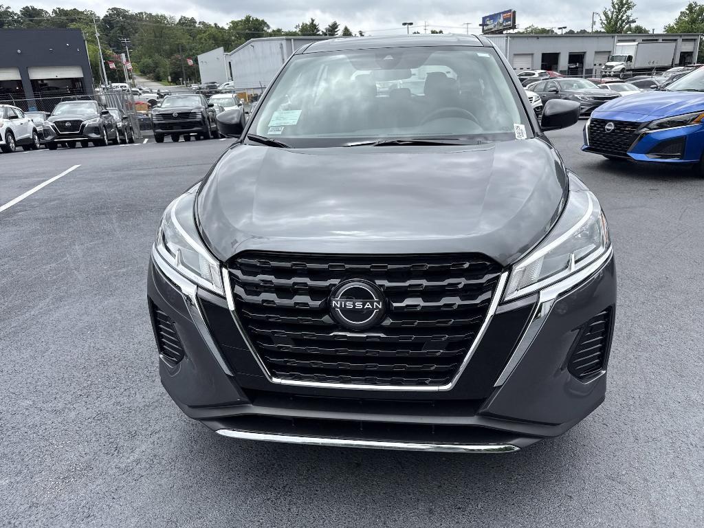 new 2025 Nissan Kicks Play car, priced at $22,348