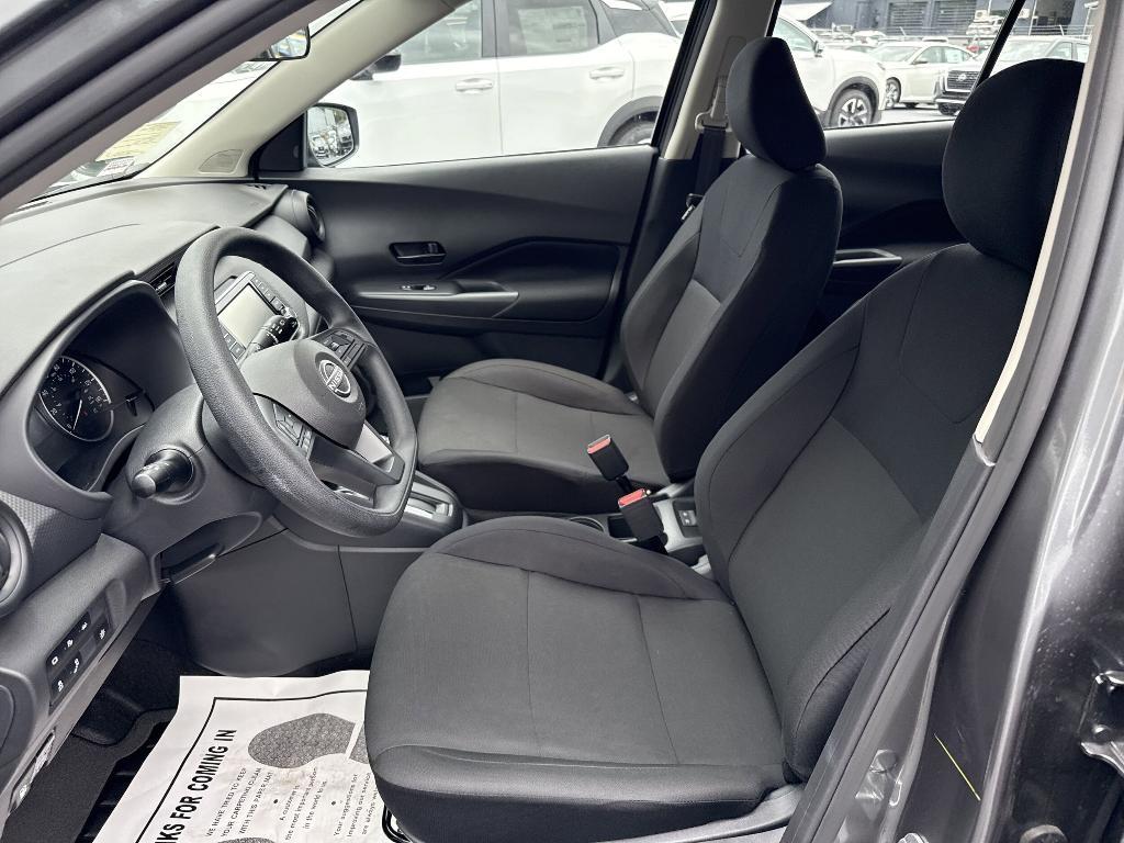 new 2025 Nissan Kicks Play car, priced at $22,348