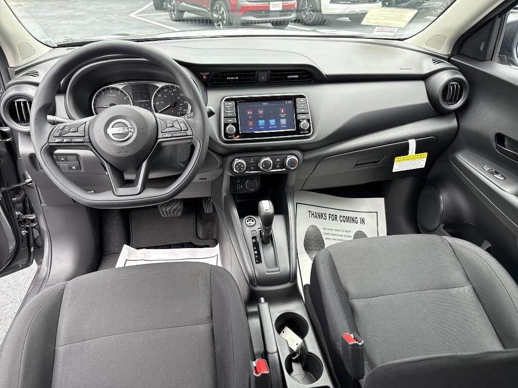 new 2025 Nissan Kicks Play car, priced at $22,348