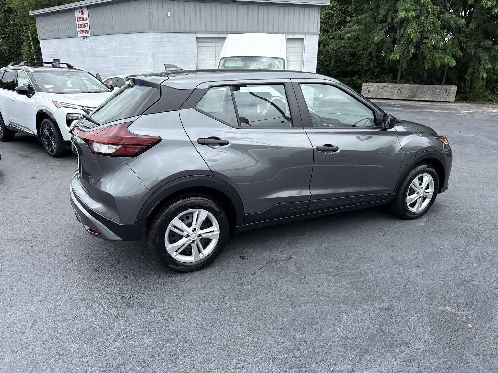 new 2025 Nissan Kicks Play car, priced at $22,348