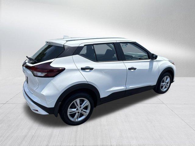 new 2025 Nissan Kicks Play car, priced at $22,935