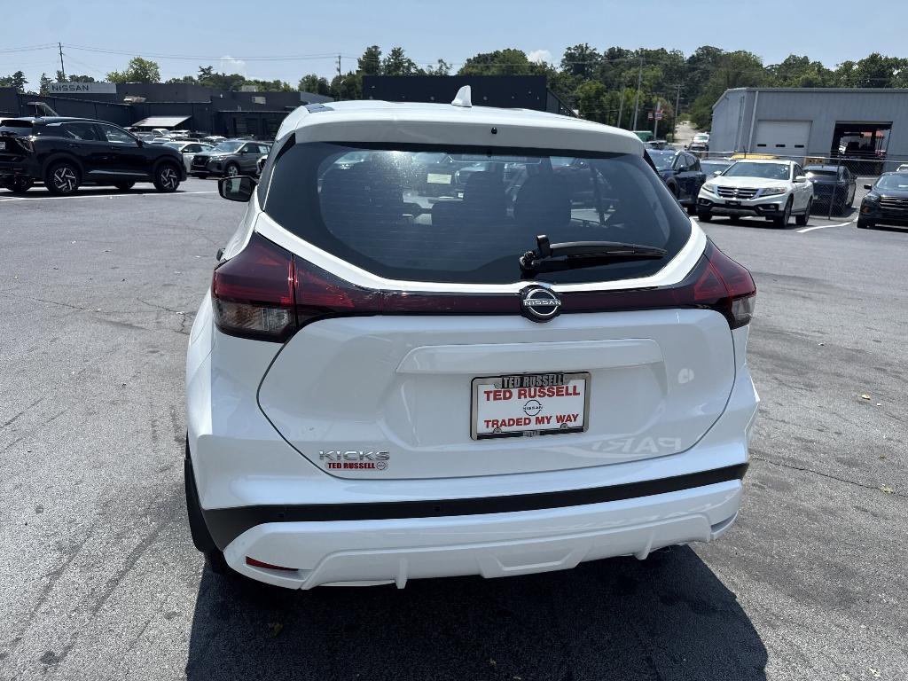 new 2025 Nissan Kicks Play car, priced at $22,935