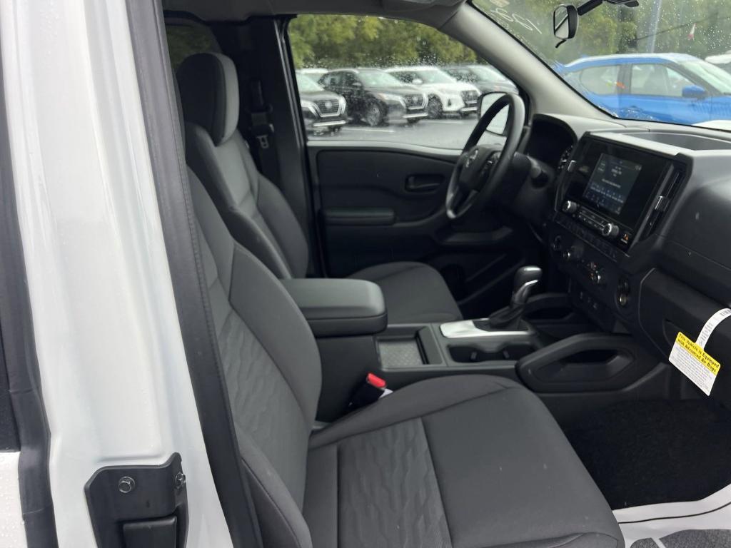 new 2025 Nissan Frontier car, priced at $33,865