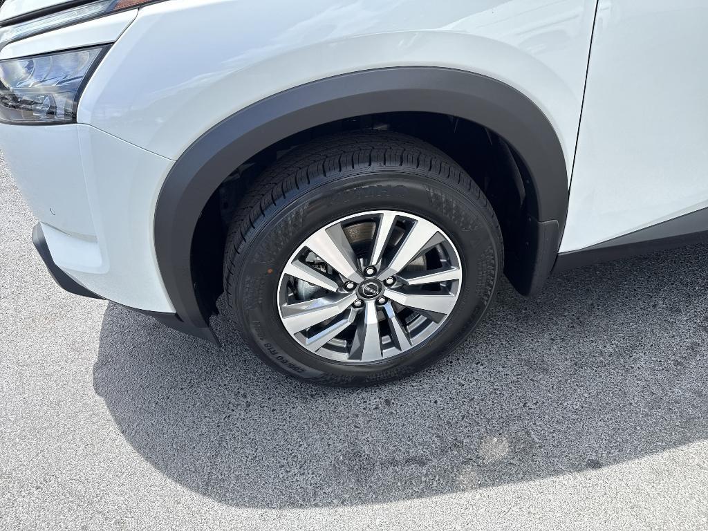 new 2025 Nissan Pathfinder car, priced at $42,449