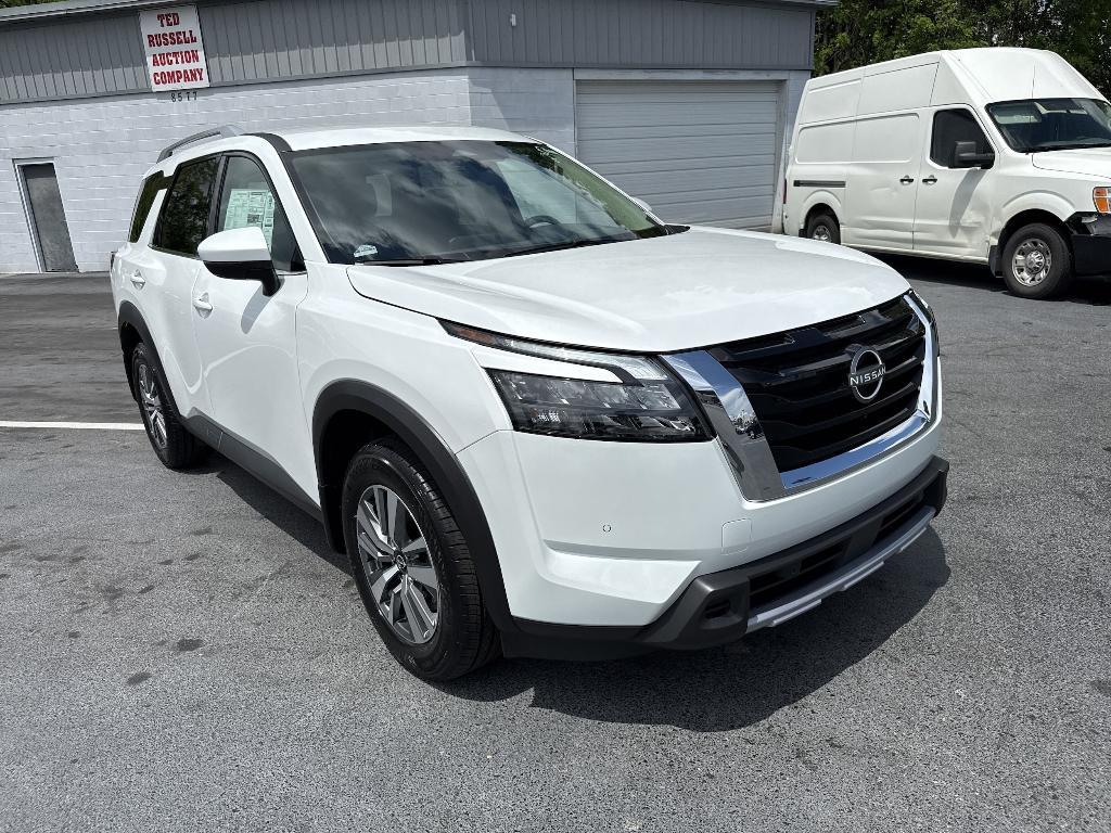 new 2025 Nissan Pathfinder car, priced at $42,449