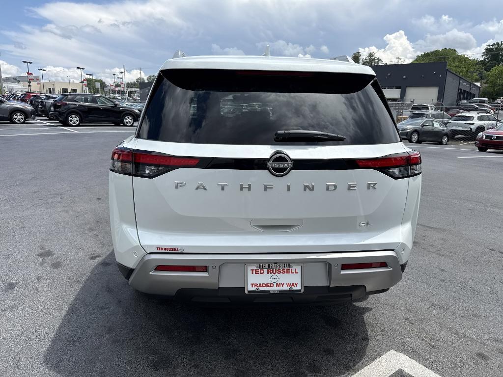 new 2025 Nissan Pathfinder car, priced at $42,449