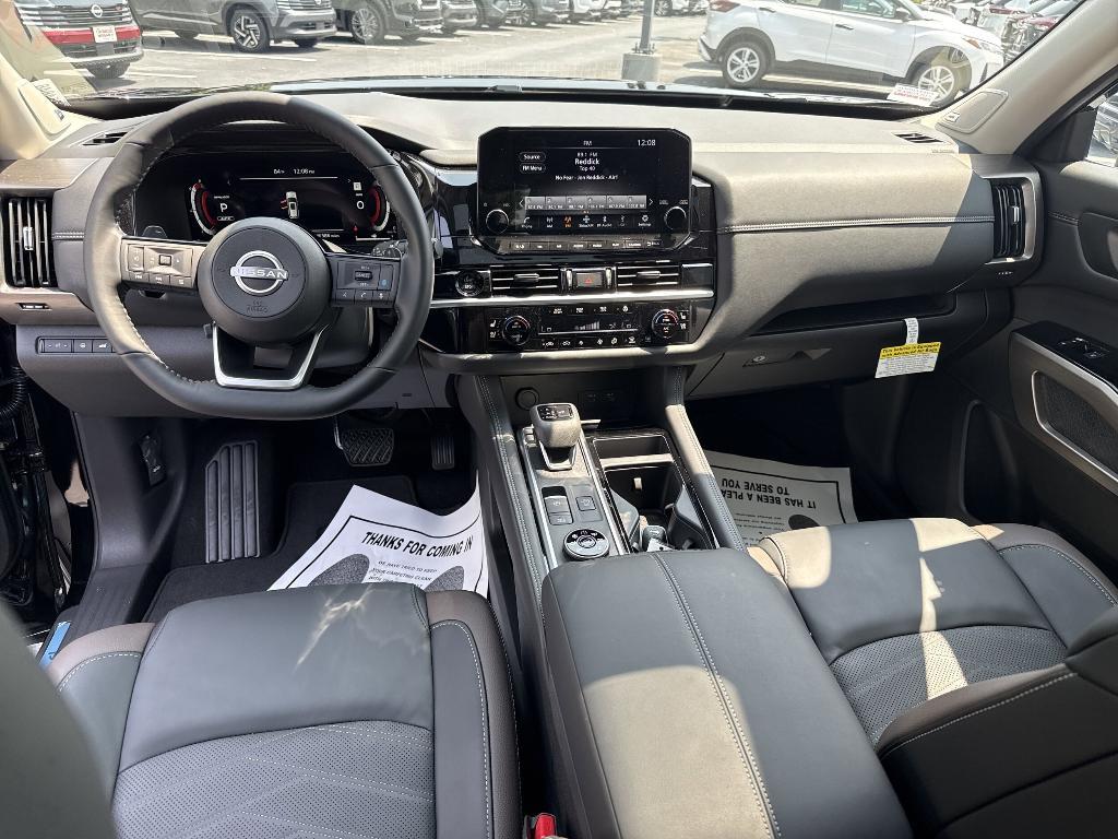 new 2025 Nissan Pathfinder car, priced at $50,168