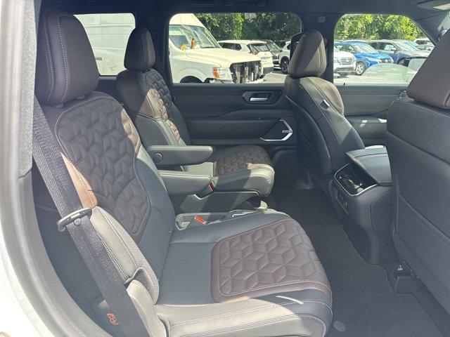 new 2025 Nissan Armada car, priced at $78,628