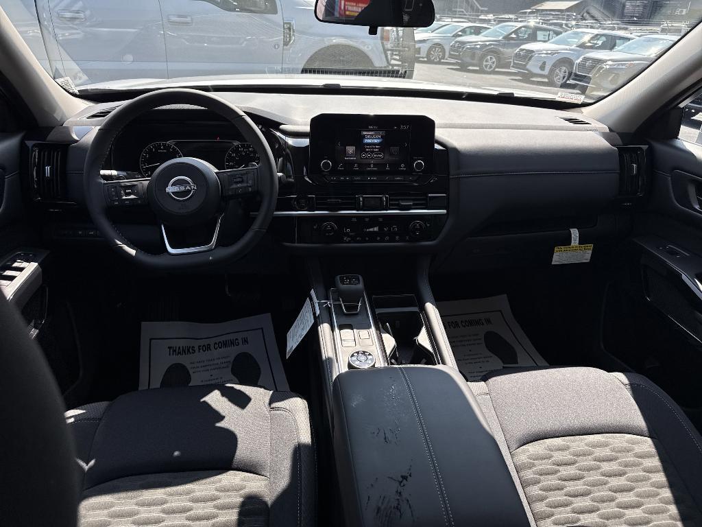 new 2025 Nissan Pathfinder car, priced at $41,185