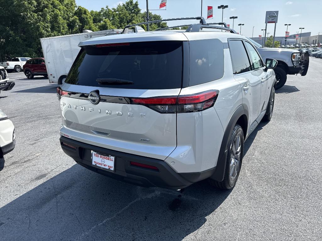 new 2025 Nissan Pathfinder car, priced at $41,185