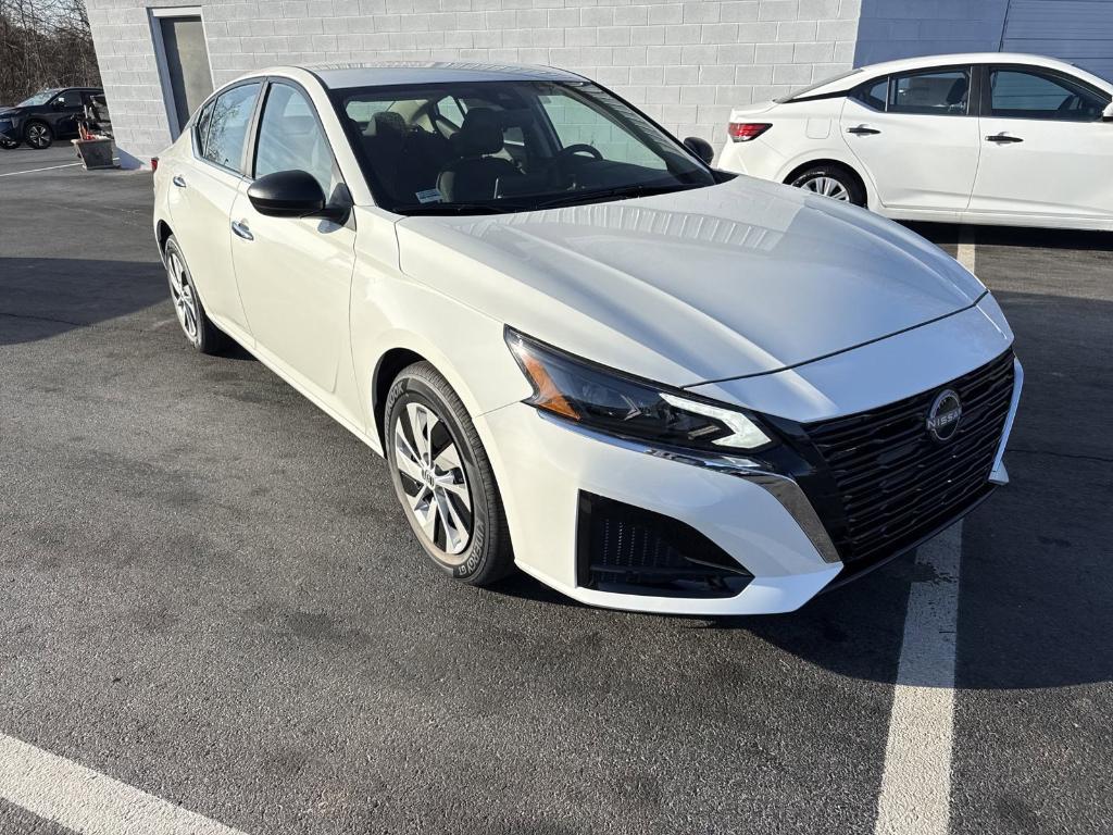 new 2025 Nissan Altima car, priced at $26,614