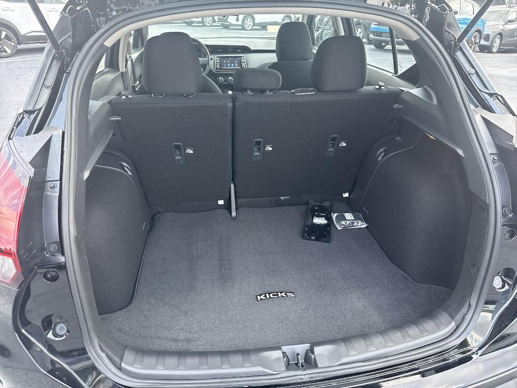 new 2025 Nissan Kicks Play car, priced at $22,935