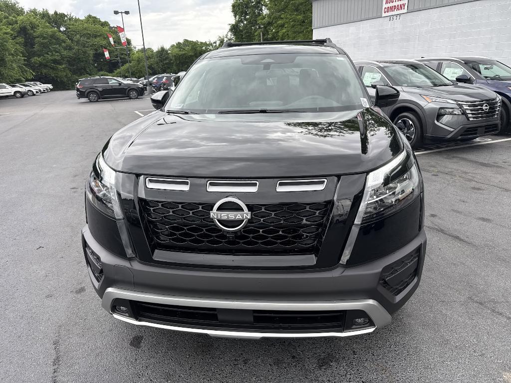 new 2025 Nissan Pathfinder car, priced at $43,339