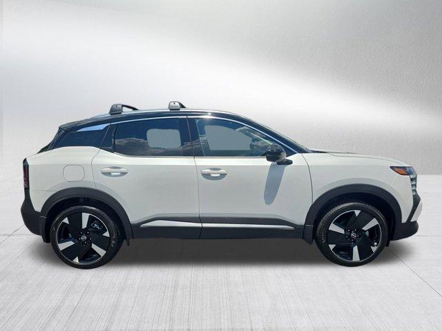 new 2025 Nissan Kicks car, priced at $29,456