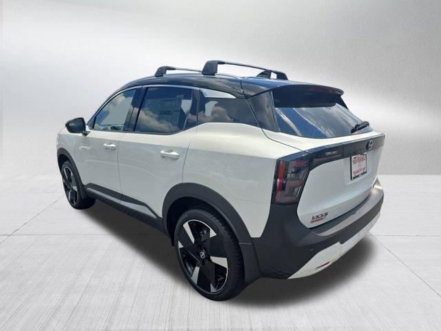 new 2025 Nissan Kicks car, priced at $29,456