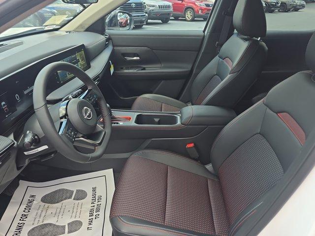 new 2025 Nissan Kicks car, priced at $29,456