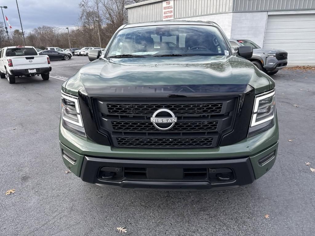 new 2024 Nissan Titan car