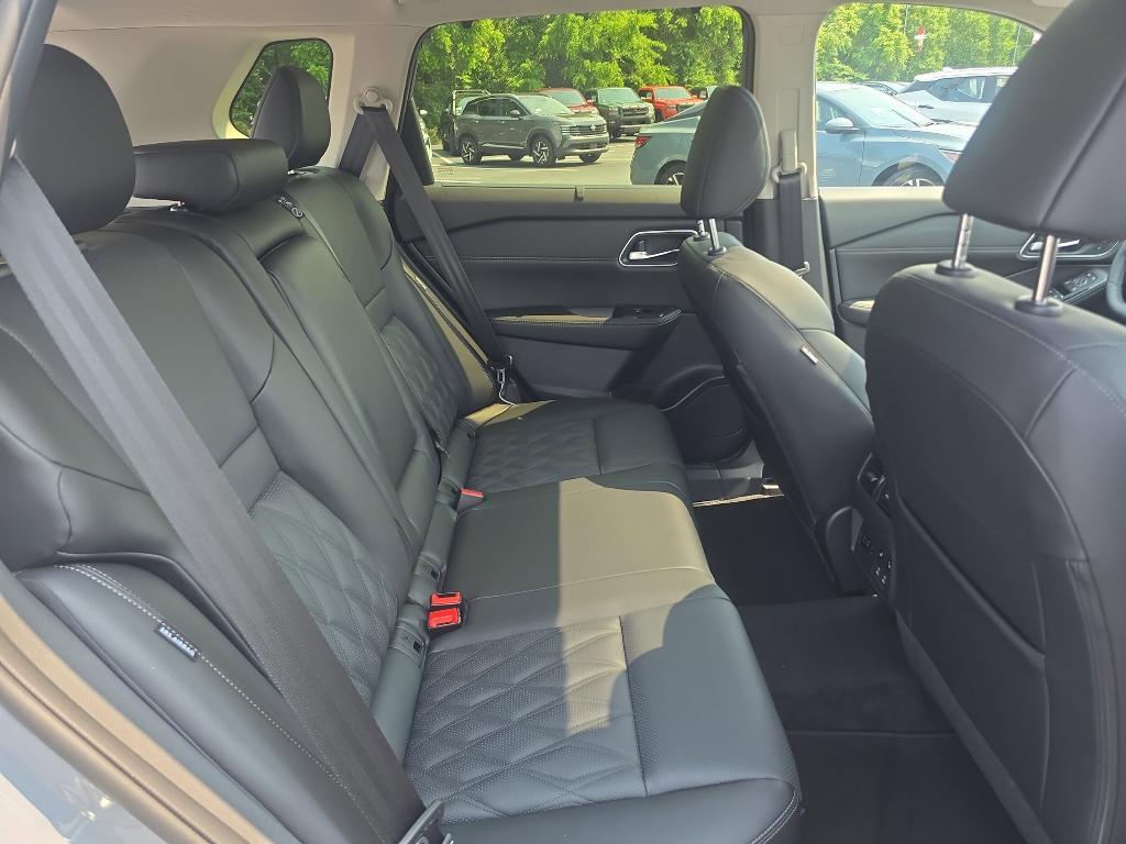 new 2025 Nissan Rogue car, priced at $40,870