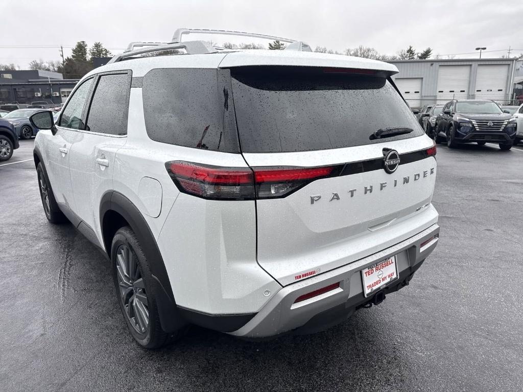 new 2025 Nissan Pathfinder car, priced at $47,287