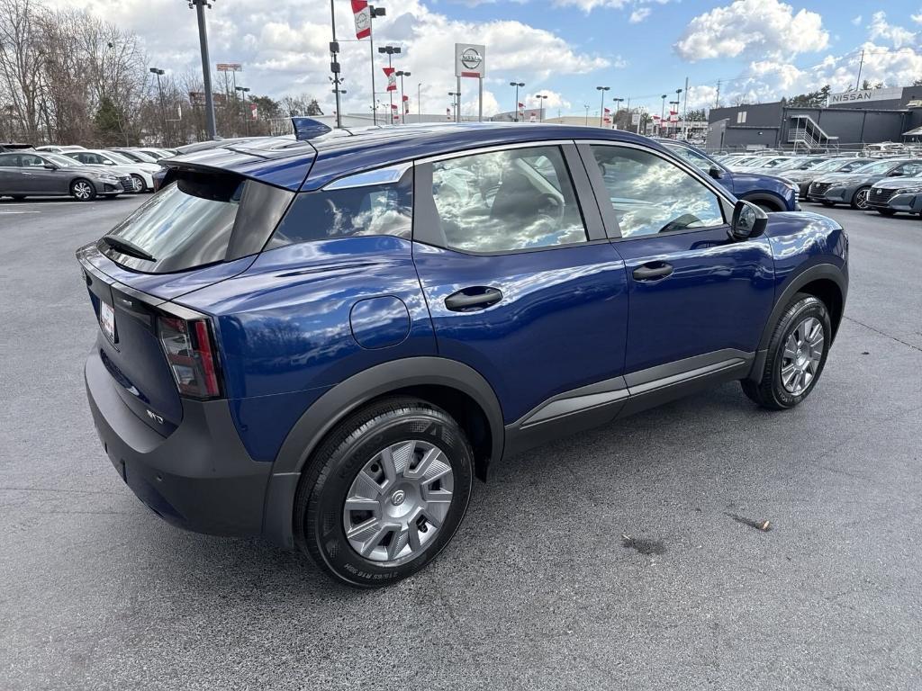 new 2025 Nissan Kicks car, priced at $23,748