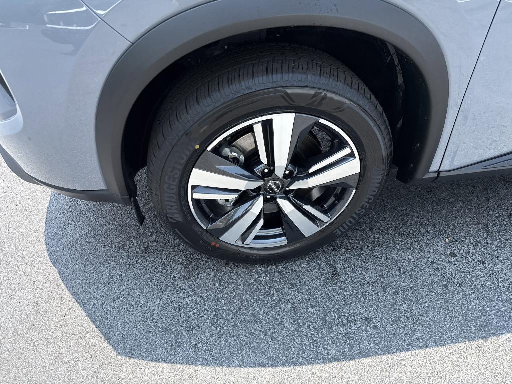 new 2025 Nissan Rogue car, priced at $40,762