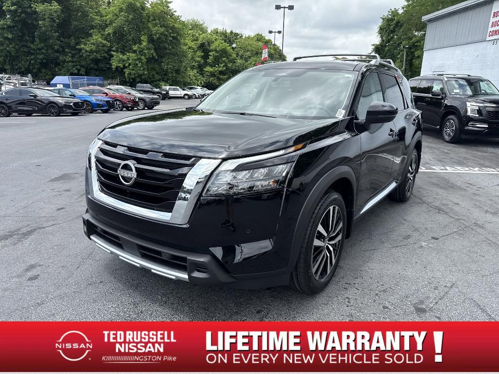 new 2025 Nissan Pathfinder car, priced at $50,168
