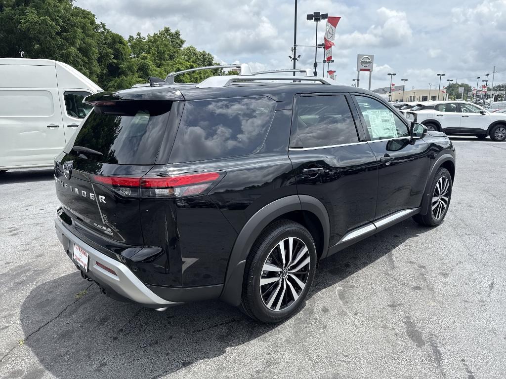 new 2025 Nissan Pathfinder car, priced at $50,168