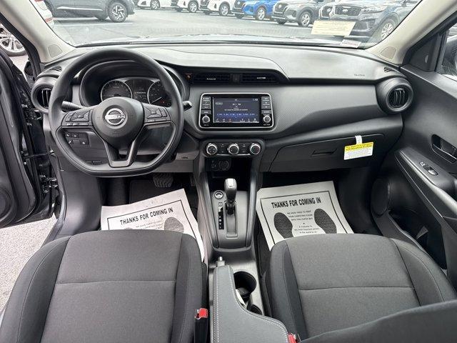 new 2025 Nissan Kicks Play car, priced at $22,921