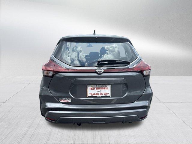 new 2025 Nissan Kicks Play car, priced at $22,921