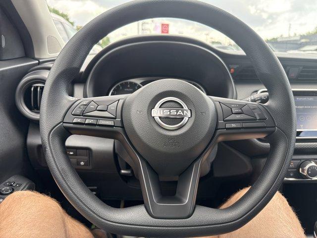 new 2025 Nissan Kicks Play car, priced at $22,921
