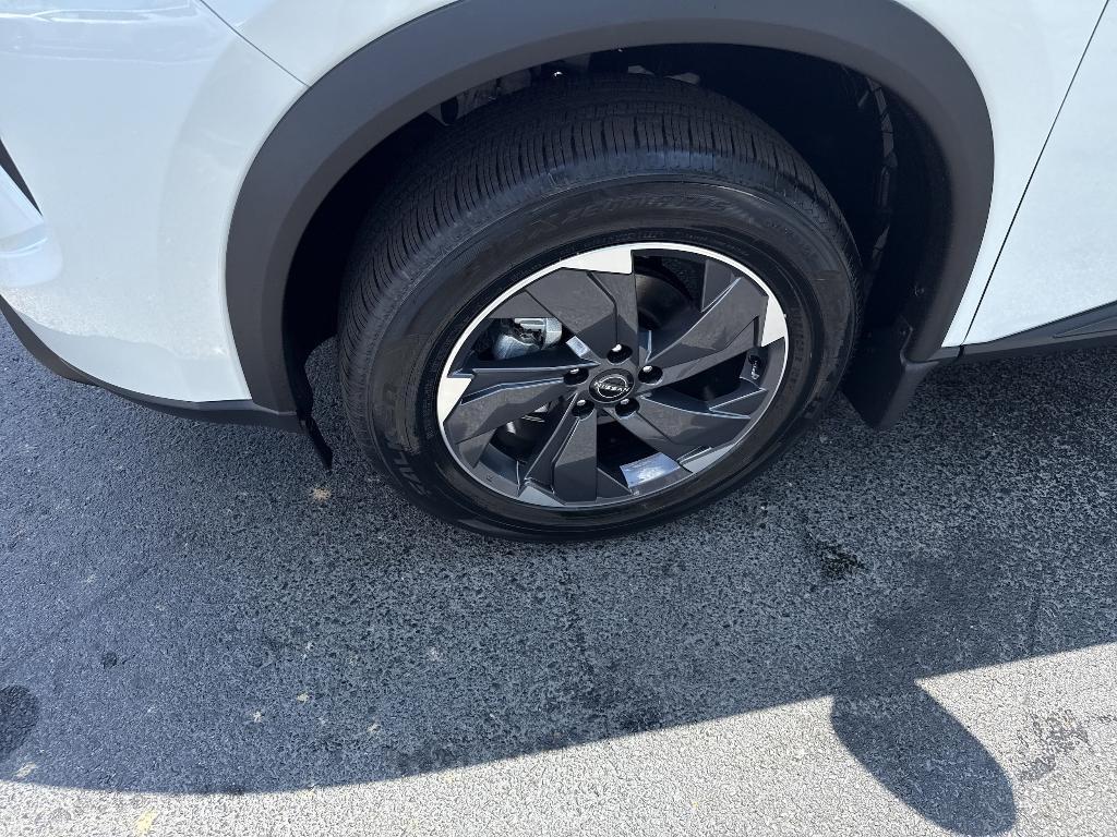 new 2025 Nissan Rogue car, priced at $32,630