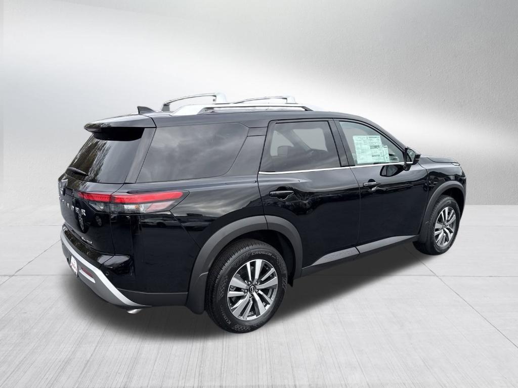 new 2025 Nissan Pathfinder car, priced at $42,764