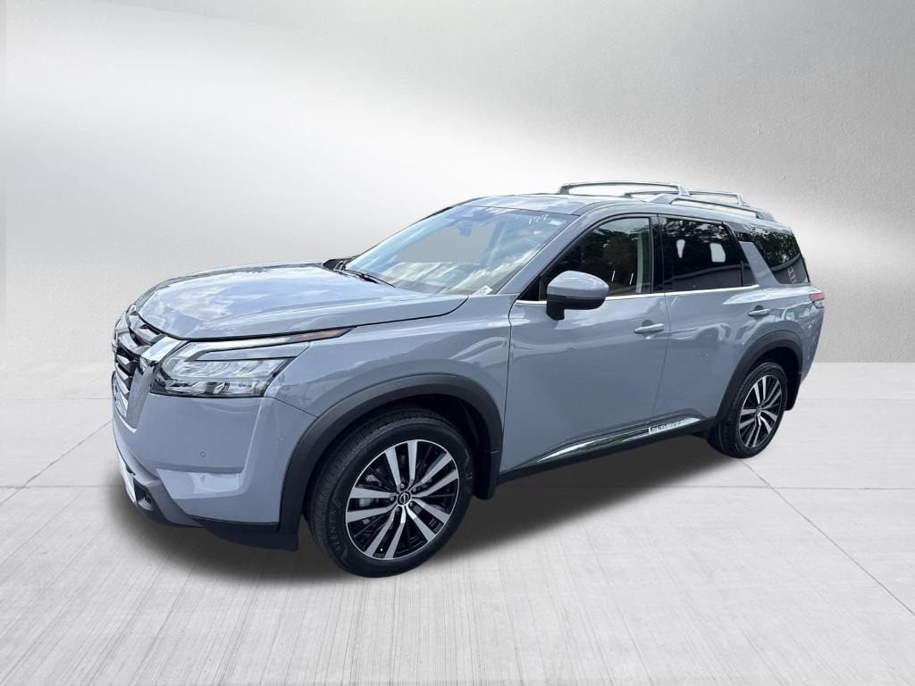 new 2025 Nissan Pathfinder car, priced at $50,566