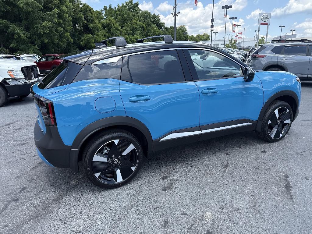 new 2025 Nissan Kicks car, priced at $28,173