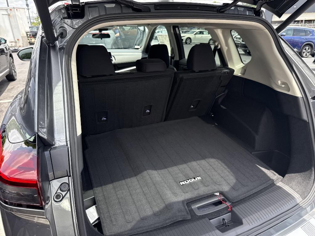 new 2025 Nissan Rogue car