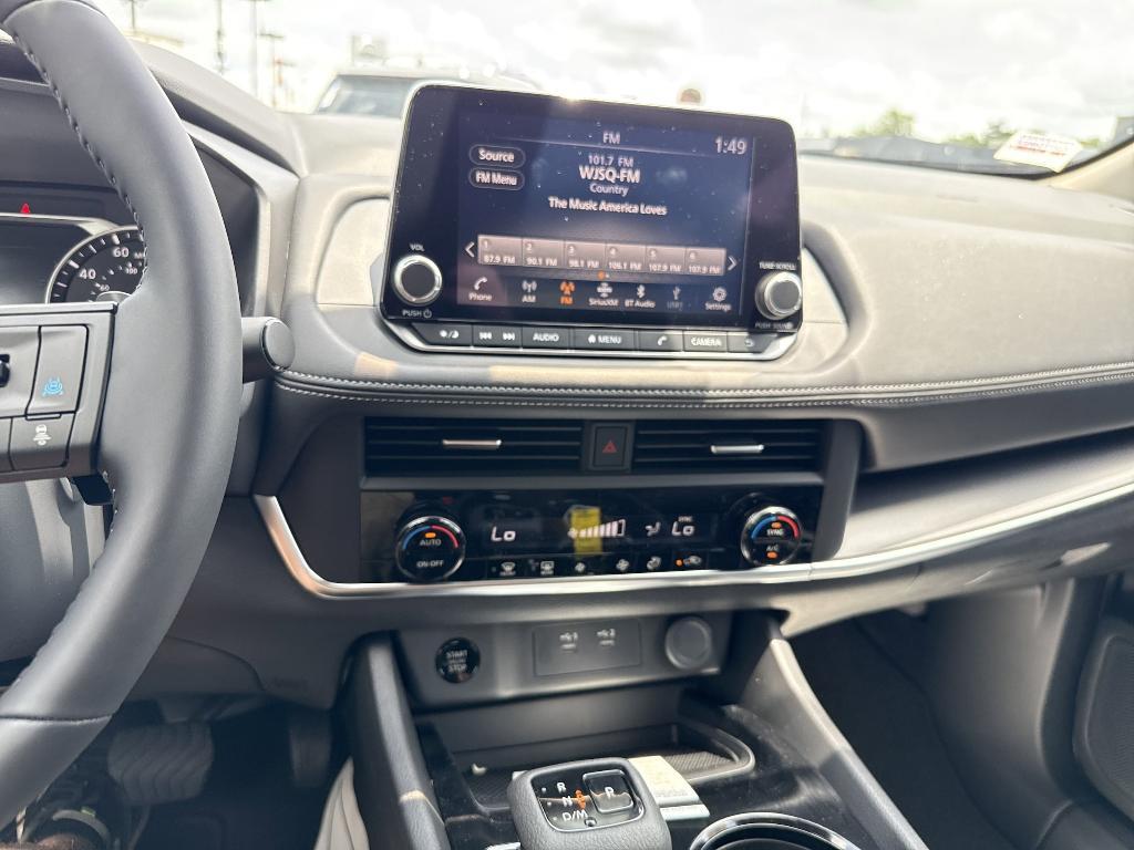 new 2025 Nissan Rogue car